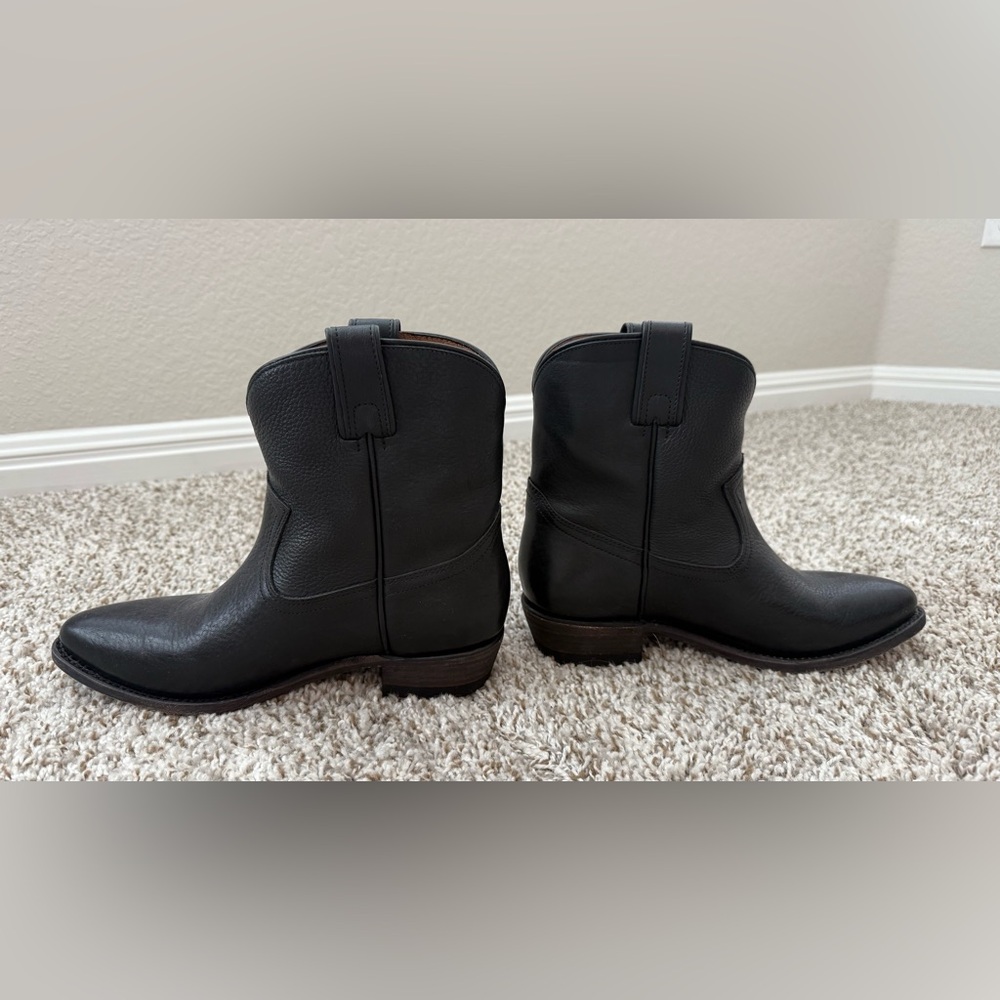 Frye Black Billy Short Heeled Leather Boots - Picture 7 of 9